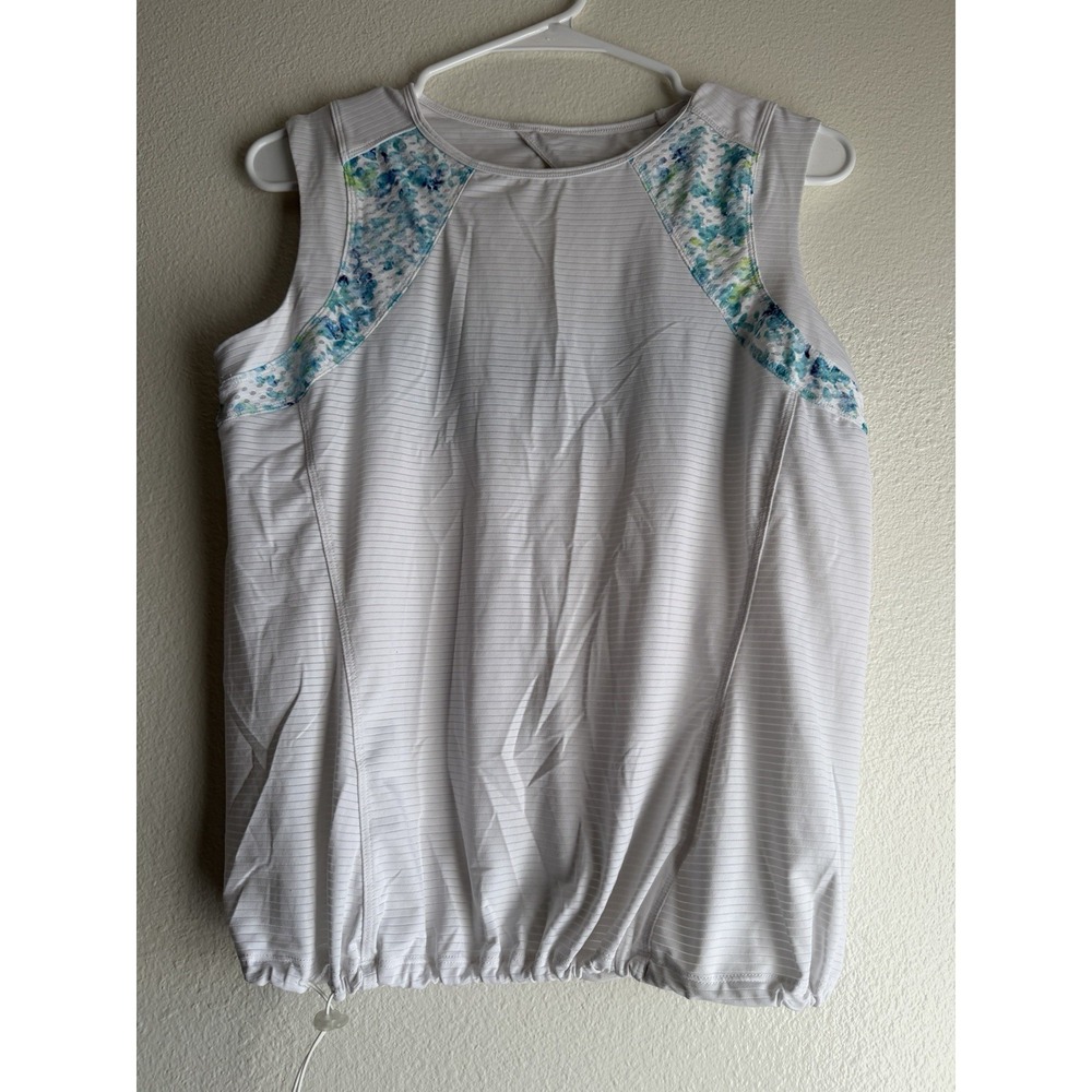 Lija‎ Activewear Tank Top White Blue Womens Size Medium Tennis Yoga Golf Light